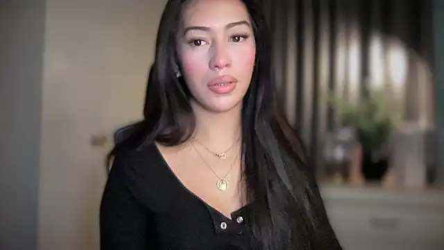 Jasmine Elcock online show from April 19, 2026, 5:23 pm