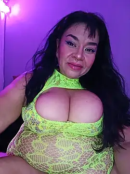 Snapshot of karlablue_ chatting on July 5, 2026, 9:00 pm karlablue online show from July 5, 2026, 9:00 pm