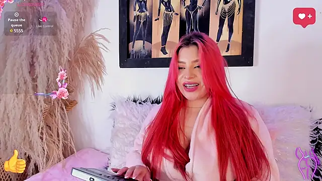 Snapshot of SophieRossi chatting on January 30, 2025, 10:08 am SophieRossi online show from January 30, 2025, 10:08 am