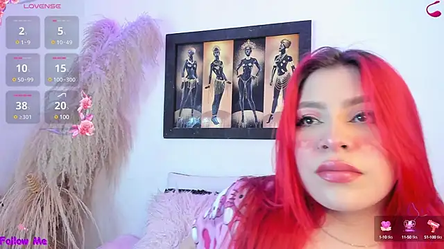 Snapshot of SophieRossi chatting on February 7, 2025, 5:10 am SophieRossi online show from February 7, 2025, 5:10 am