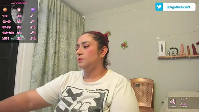 Snapshot of agathaxxx-69 chatting on February 6, 2025, 8:13 pm agathaxxx-69 online show from February 6, 2025, 8:13 pm