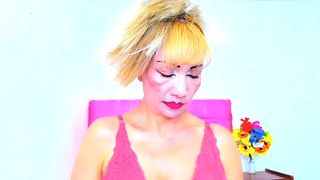 almabeckelt online show from January 17, 2025, 8:55 pm