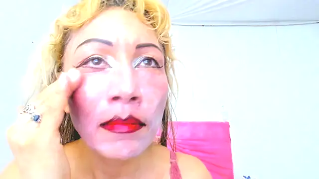 almabeckelt online show from February 19, 2025, 12:46 am