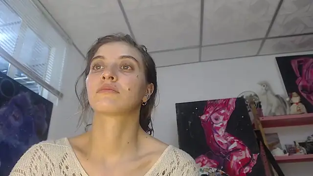 mariecam420 online show from April 14, 2026, 5:13 am