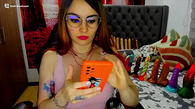 Snapshot of sofia23dirty chatting on January 13, 2025, 4:19 pm sofia23dirty online show from January 13, 2025, 4:19 pm