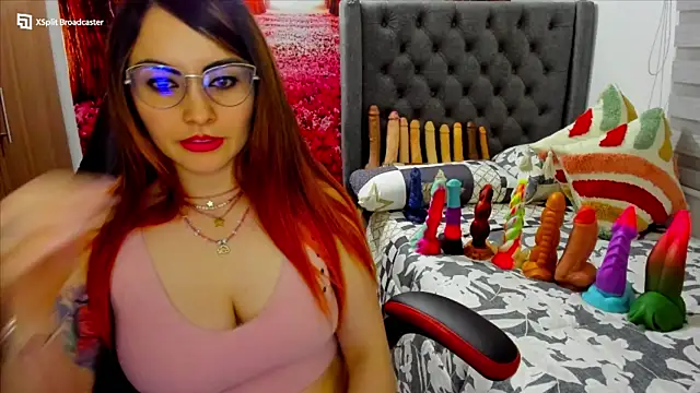 Snapshot of sofia23dirty chatting on January 13, 2025, 7:21 pm sofia23dirty online show from January 13, 2025, 7:21 pm