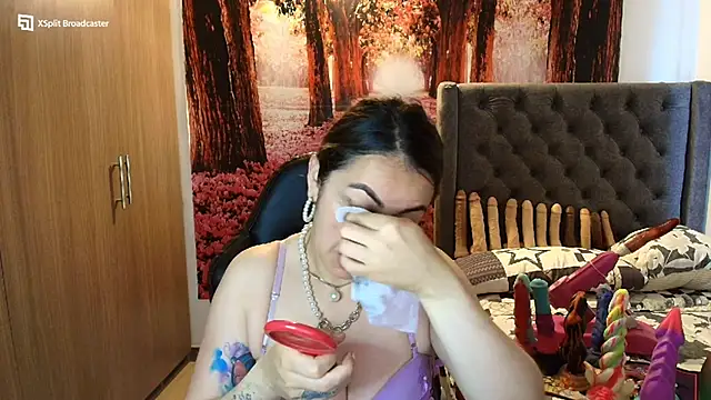 Snapshot of sofia23dirty chatting on October 11, 2025, 1:53 pm sofia23dirty online show from October 11, 2025, 1:53 pm