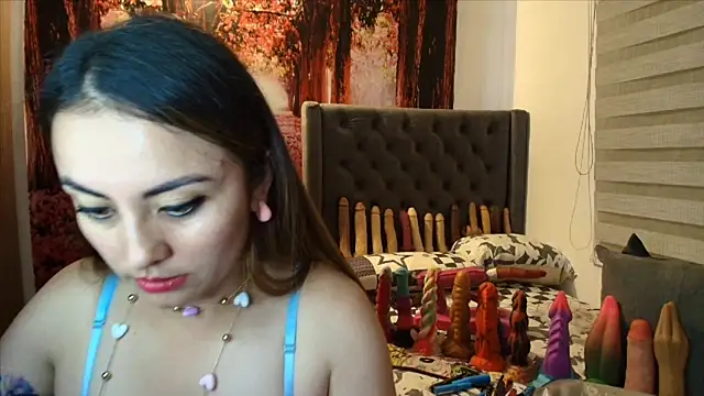 Snapshot of sofia23dirty chatting on April 23, 2026, 10:23 pm sofia23dirty online show from April 23, 2026, 10:23 pm