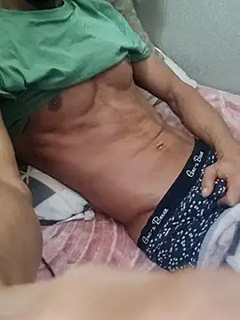 Snapshot of Kize69 chatting on January 9, 2026, 4:37 am Kize69 online show from January 9, 2026, 4:37 am