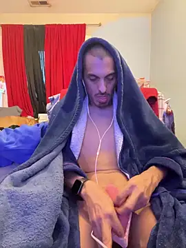 Snapshot of hottboyy45 chatting on October 31, 2025, 1:45 pm hottboyy45 online show from October 31, 2025, 1:45 pm