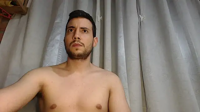 Snapshot of Armando_2002 chatting on March 11, 2025, 3:48 am Armando 2002 online show from March 11, 2025, 3:48 am