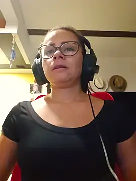 Snapshot of MistressSlut1 chatting on May 26, 2026, 11:34 pm MistressSlut1 online show from May 26, 2026, 11:34 pm