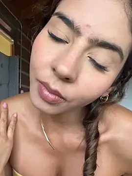 RouseColins online show from December 18, 2025, 10:05 pm