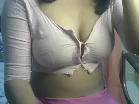 Snapshot of SiaraSiyA chatting on December 27, 2024, 5:26 pm SiaraSiyA online show from December 27, 2024, 5:26 pm