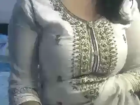 Snapshot of SiaraSiyA chatting on February 22, 2025, 6:52 pm SiaraSiyA online show from February 22, 2025, 6:52 pm