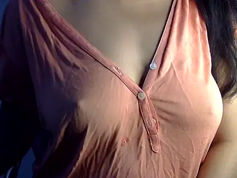 Snapshot of SiaraSiyA chatting on November 7, 2025, 6:08 pm SiaraSiyA online show from November 7, 2025, 6:08 pm