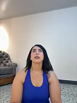 Snapshot of niky_smit chatting on December 18, 2025, 10:54 am niky smit online show from December 18, 2025, 10:54 am