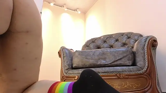 Snapshot of niky_smit chatting on January 15, 2026, 10:53 am niky smit online show from January 15, 2026, 10:53 am