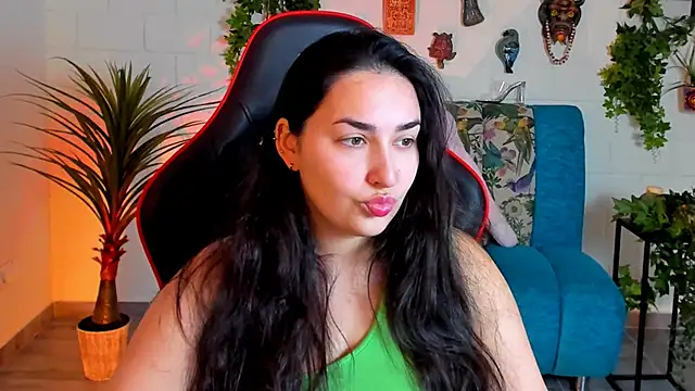 CeceliaJohnson online show from February 25, 2025, 8:14 am