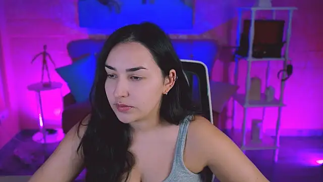 CeceliaJohnson online show from November 20, 2025, 8:14 am