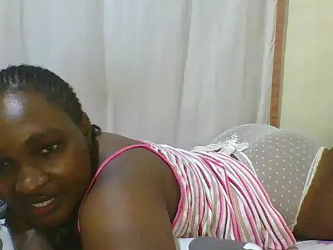 cute lavenda online show from October 4, 2025, 7:12 pm