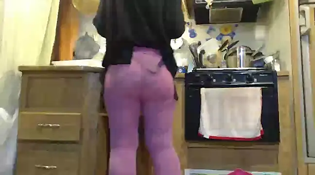 Snapshot of sexyinpantyhose chatting on March 16, 2025, 7:15 am sexyinpantyhose online show from March 16, 2025, 7:15 am