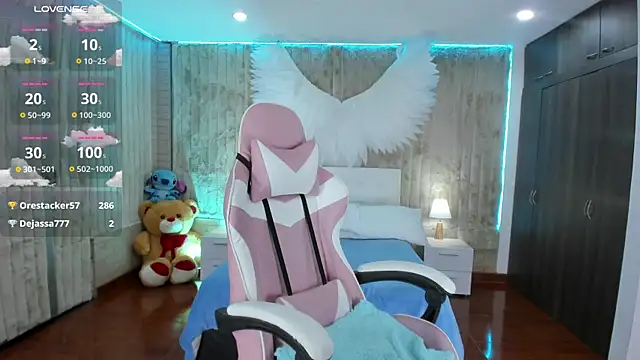 floryn susana online show from January 13, 2025, 11:17 pm