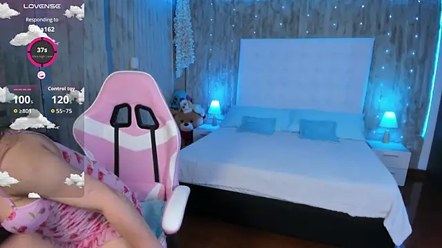 floryn susana online show from October 2, 2025, 9:33 pm