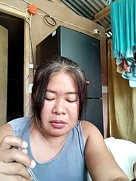 lickmepussy21 online show from April 13, 2026, 5:13 am