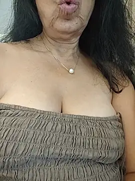 Susannemilf online show from February 27, 2026, 8:47 am