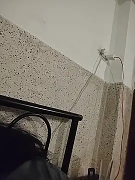 Susannemilf online show from April 15, 2026, 2:18 am