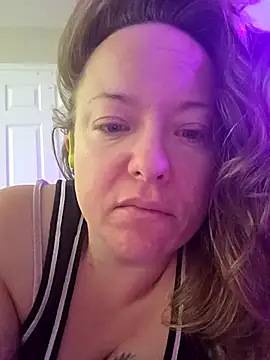 julimonroe online show from March 5, 2025, 11:28 am