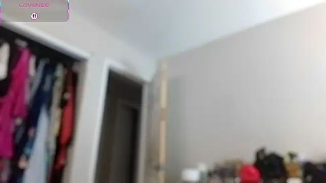 julimonroe online show from September 11, 2025, 3:01 pm