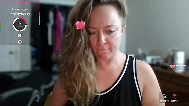 julimonroe online show from September 13, 2025, 12:38 pm