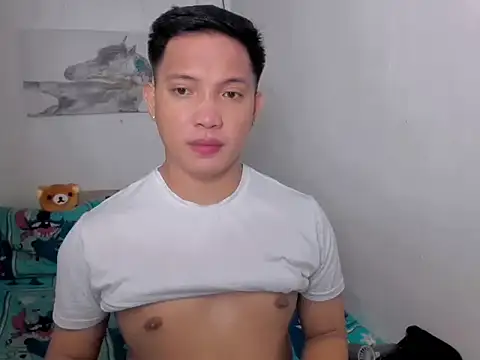 xSebastian19 online show from April 25, 2026, 7:11 am