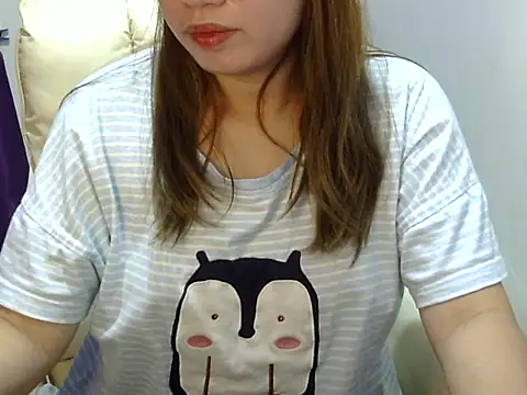    zurIII09  online show from October 22, 2025, 9:09 am