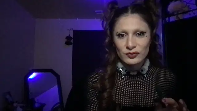 spoilbadkittynow online show from April 12, 2026, 4:17 am