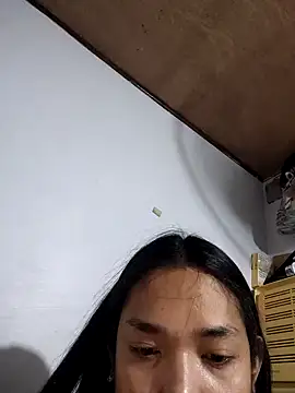 Snapshot of Valentinasbody chatting on December 22, 2025, 8:39 pm Valentinasbody online show from December 22, 2025, 8:39 pm