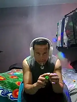 Snapshot of Noctucrasy247 chatting on March 3, 2025, 10:28 am Noctucrasy247 online show from March 3, 2025, 10:28 am