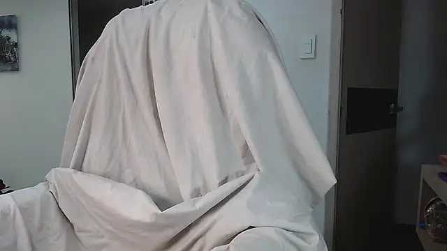 Snapshot of DanielaDuff chatting on February 22, 2025, 3:36 pm DanielaDuff online show from February 22, 2025, 3:36 pm