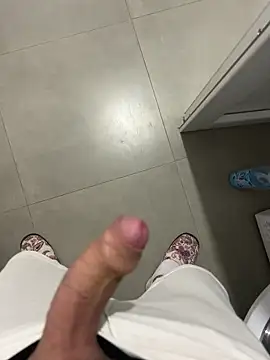 Vld121 online show from March 4, 2025, 8:05 pm