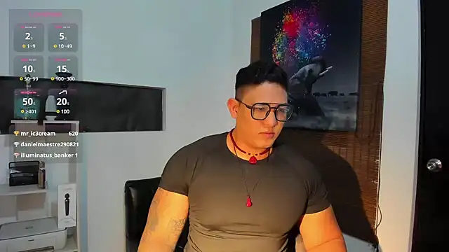 Snapshot of Colton_Massif chatting on January 9, 2025, 9:48 am Colton Massif online show from January 9, 2025, 9:48 am