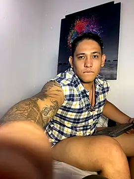Colton Massif online show from September 18, 2025, 1:40 am