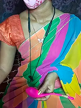 Snapshot of XBHUUME chatting on January 2, 2025, 4:46 pm XBHUUME online show from January 2, 2025, 4:46 pm