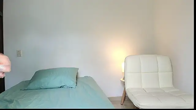 carminaurmommy online show from December 17, 2024, 7:04 pm