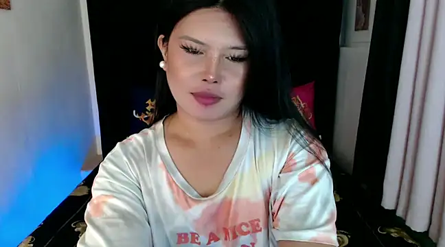 Snapshot of Angelic_Fuckerxxx chatting on February 3, 2025, 12:03 pm Angelic Fuckerxxx online show from February 3, 2025, 12:03 pm