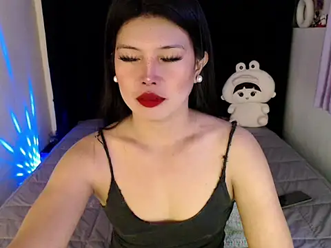 Snapshot of Angelic_Fuckerxxx chatting on April 27, 2026, 2:53 am Angelic Fuckerxxx online show from April 27, 2026, 2:53 am