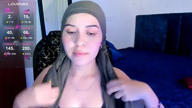 Snapshot of MatchedEyebrow chatting on June 20, 2026, 8:44 pm MatchedEyebrow online show from June 20, 2026, 8:44 pm