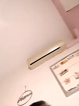 Molly newman6 online show from December 1, 2025, 5:29 pm