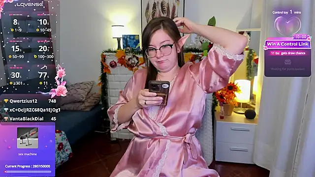 HunnyyLove online show from December 5, 2024, 6:33 pm